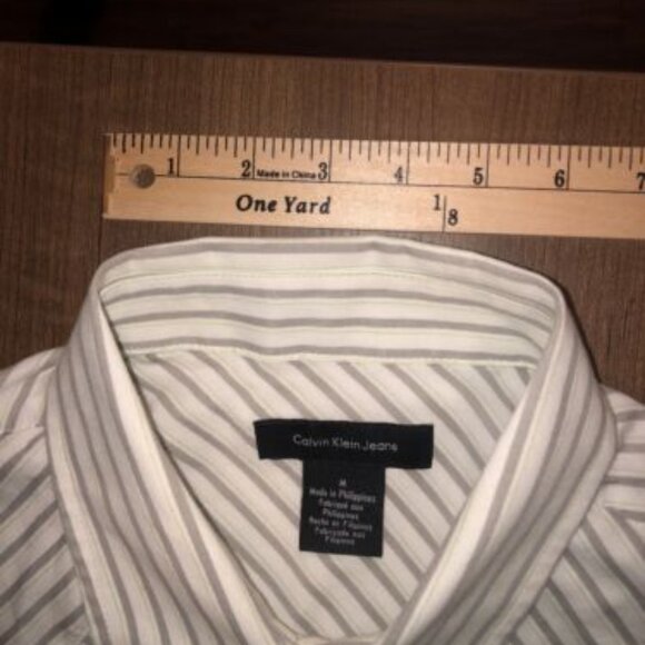 Calvin Klein Jeans Shirt Size Medium White Striped Gray Button Up Casual - Picture 7 of 10